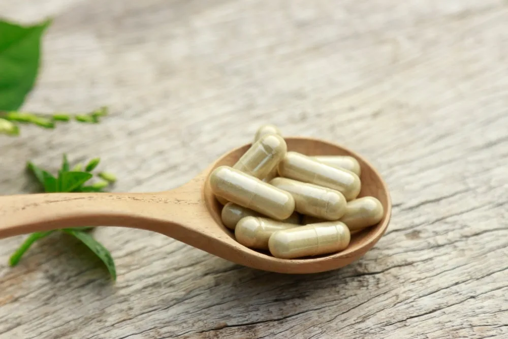 White Indo Kratom – An Overview of Benefits, Effects & Dosage